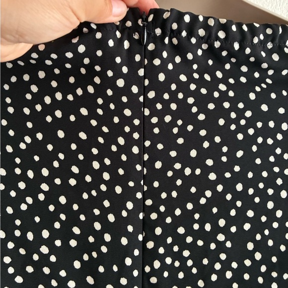 Lauren Ralph Lauren Black and White Dotted Off-Shoulder Sheath Dress 14 - Picture 6 of 14